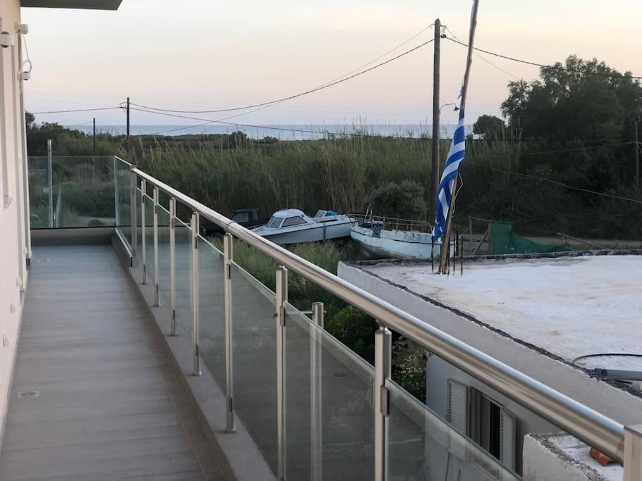 Eleni Lägenhet Kokkinos Pirgos Exteriör bild